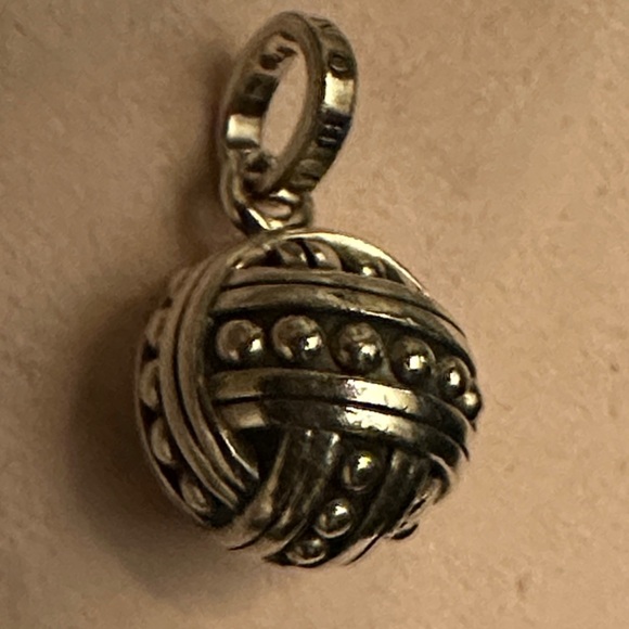 Thomas Sabo 9.25 silver Knots Pendant with Eyelet - Picture 5 of 5